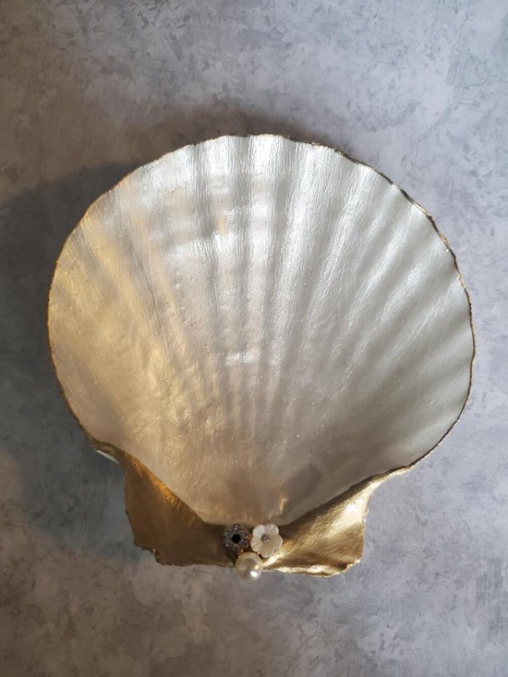 Scallop Shell Pearlized Hand Painted Gold Leaf Trim Trinket Dish